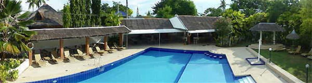 Marcosas Cottages Resort Moalboal Exterior photo